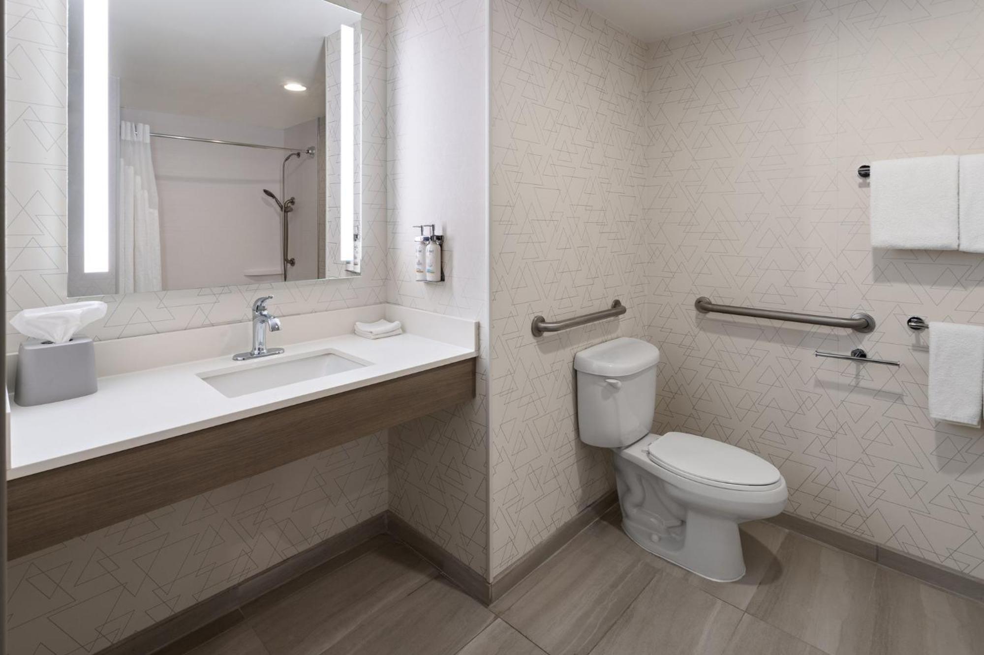 Holiday Inn Express Hotel & Suites Freeport By Ihg Zewnętrze zdjęcie